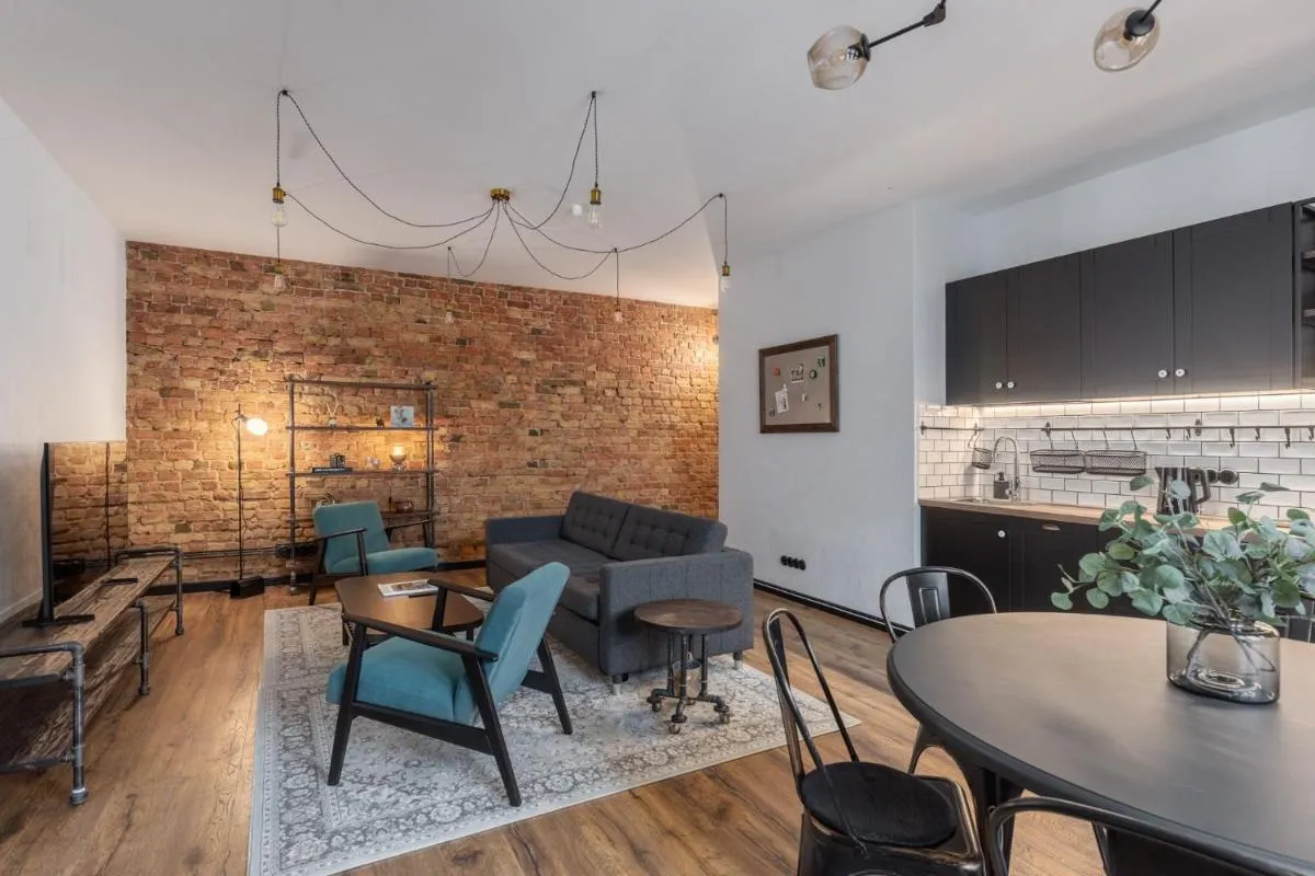 Image 5 of Industrial Style 2bd apartment in City Centre