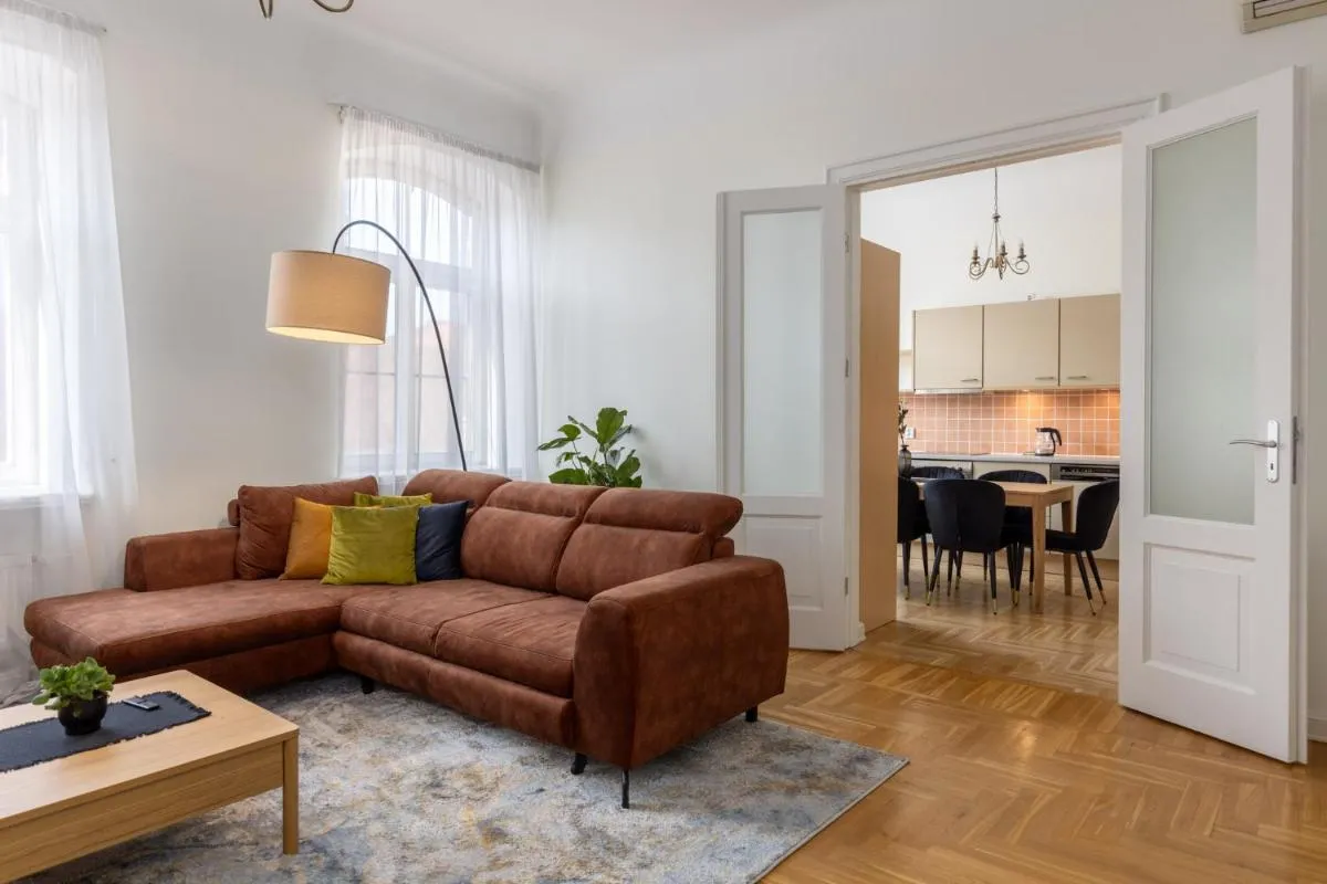 Image 5 of K1820 Family apartments