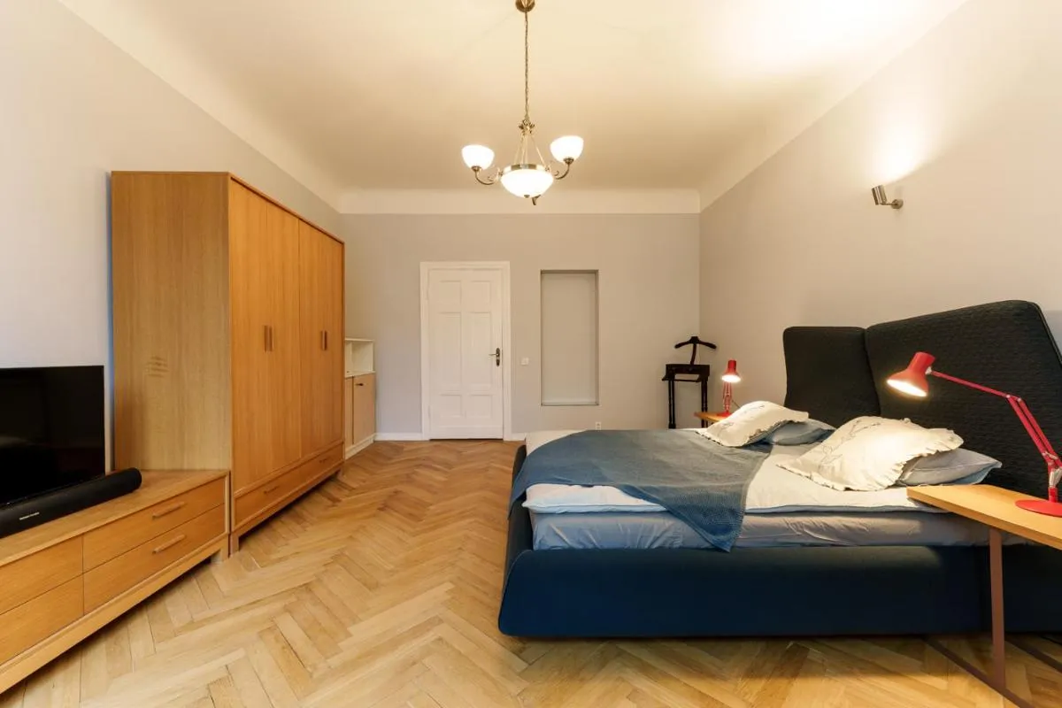 Image 4 of La Belle Etage
