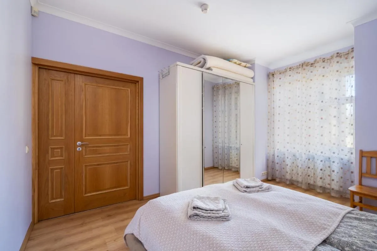 Image 2 of Large 3BR Apartment with Balcony 5 min to Old Town by Tram