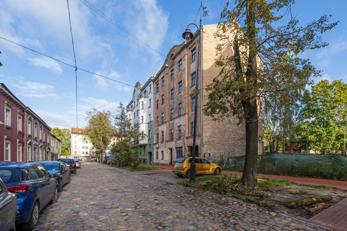 Image 5 of Lienes iela Gem 1BR Apartment with Fireplace in Historic UNESCO Center