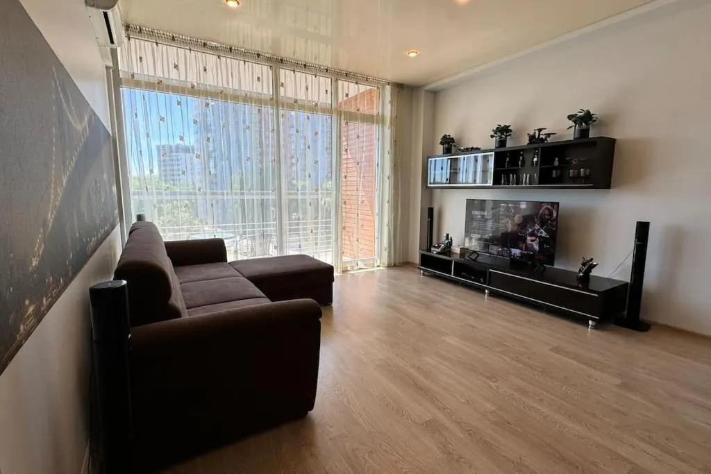 Image 4 of Metropolia Apartment Deluxe
