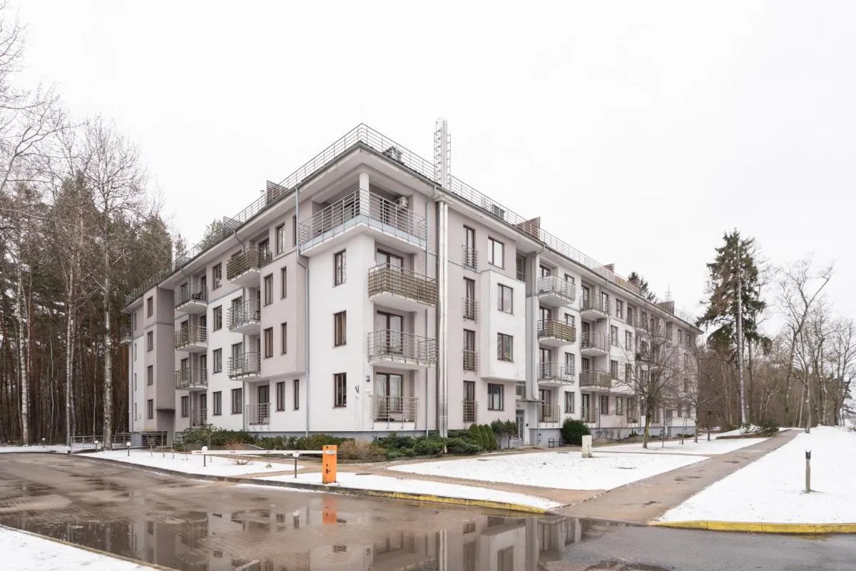 Image 5 of Modern Apartment with Balcony