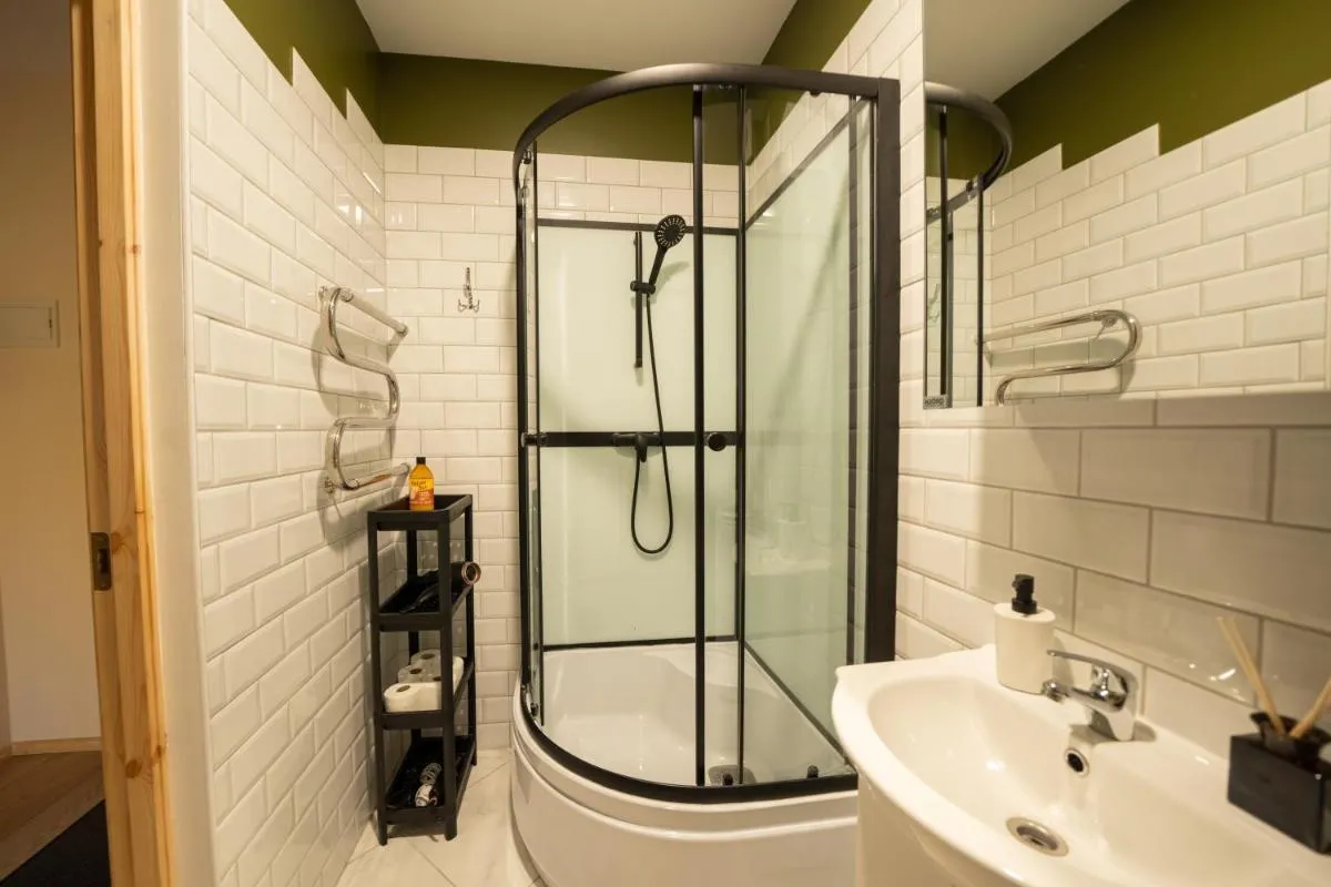 Image 1 of Modern City Stay – New Central Fully Equipped