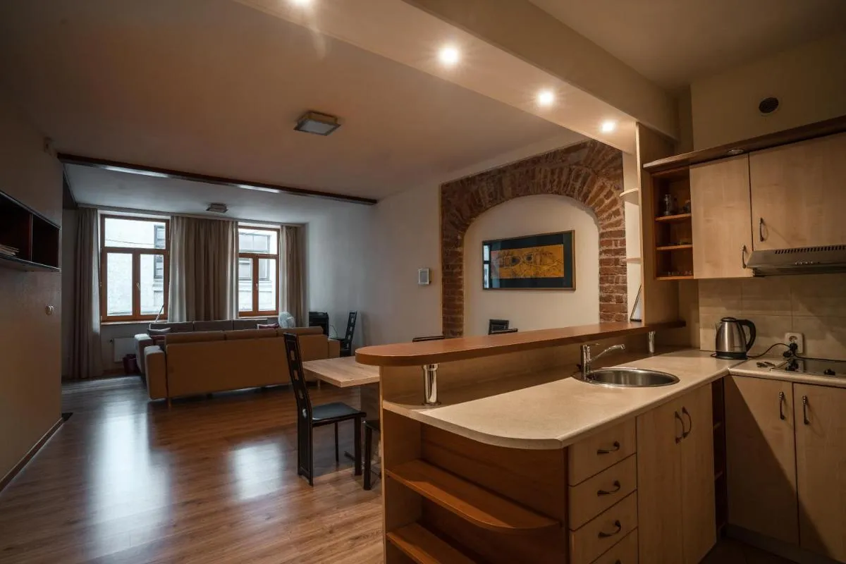 Image 3 of Old City Apartments
