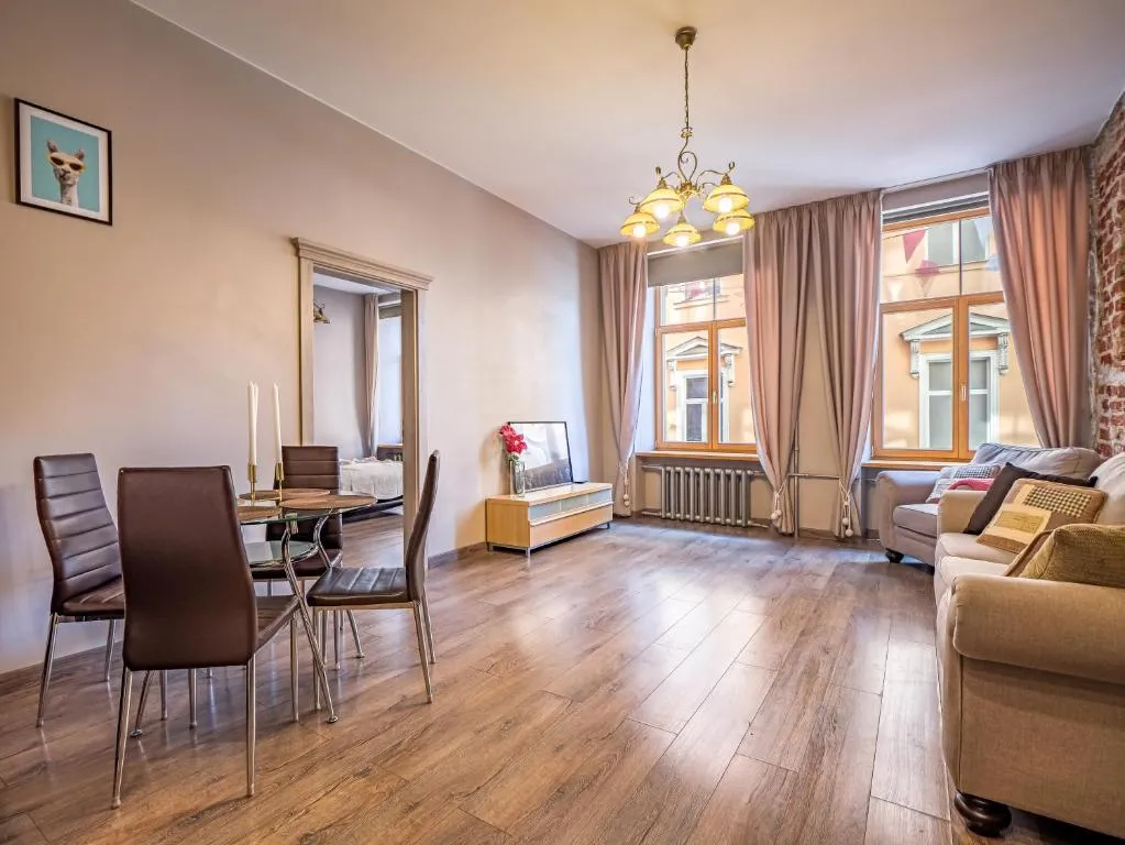 Image of Old Riga 1BR, Doma Square Views
