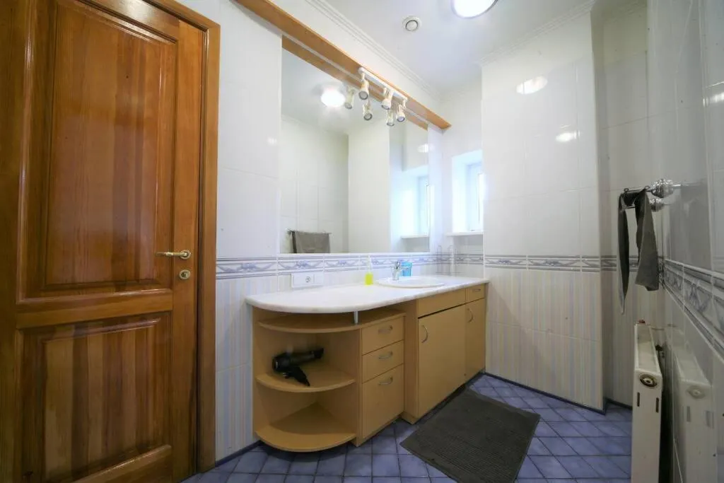 Image 2 of Old town 2 bedroom / Top location