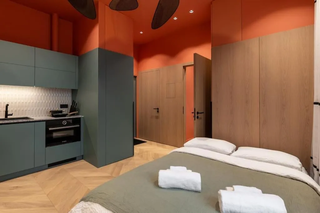 Image 2 of Premium Design – Top Location – Fast WiFi