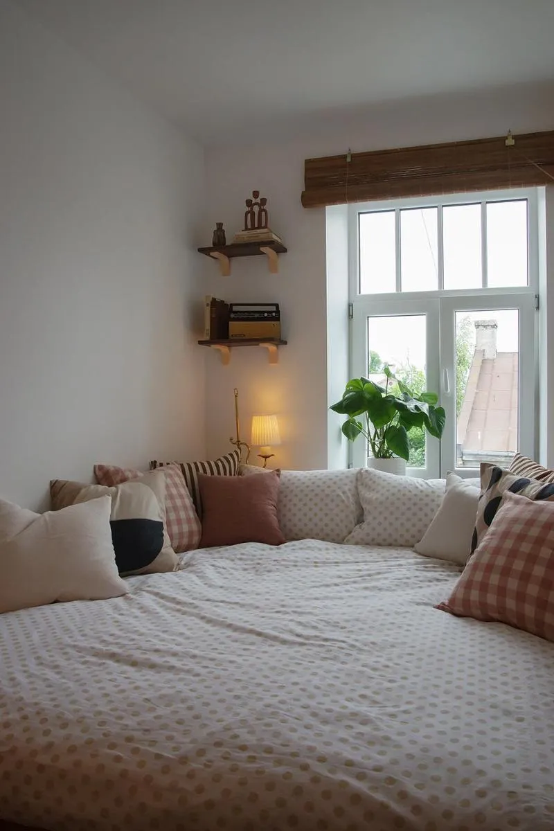 Image 6 of Pretty Little Stay – Cozy Studio in Central Riga