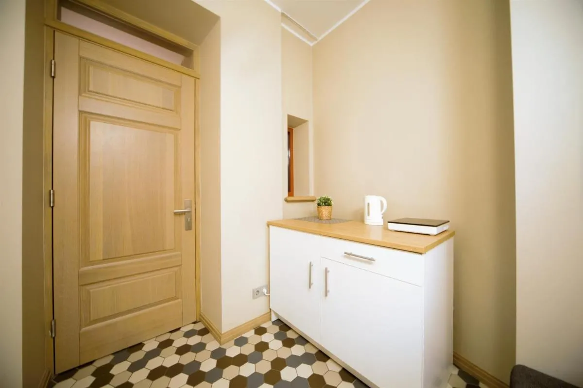 Image 2 of Quiet Old Town Apartment with Elevator Access