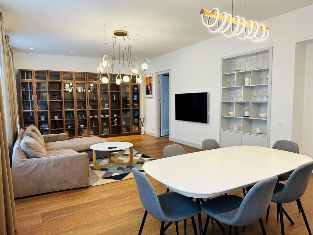 Image of Spacious modern and central flat