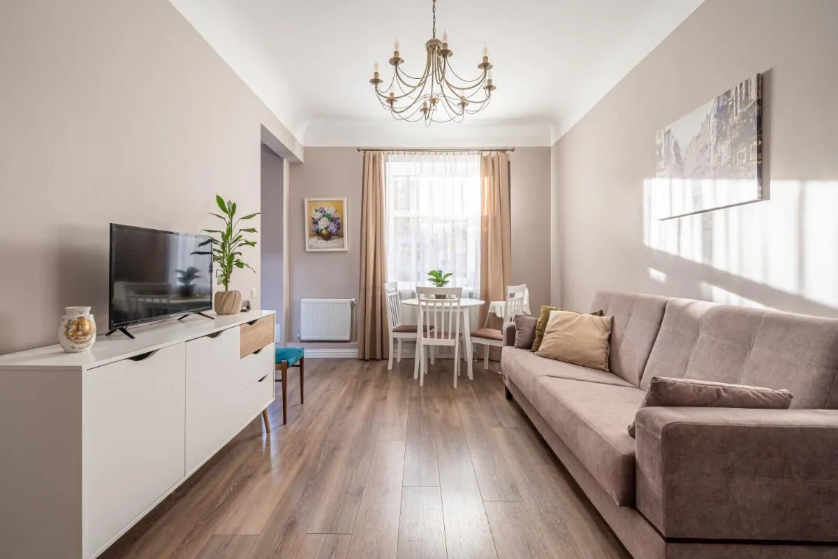 Image 2 of Stylish Latvian Classic 1-Bedroom Apartment Near City Center, Parks & Public Transport Links