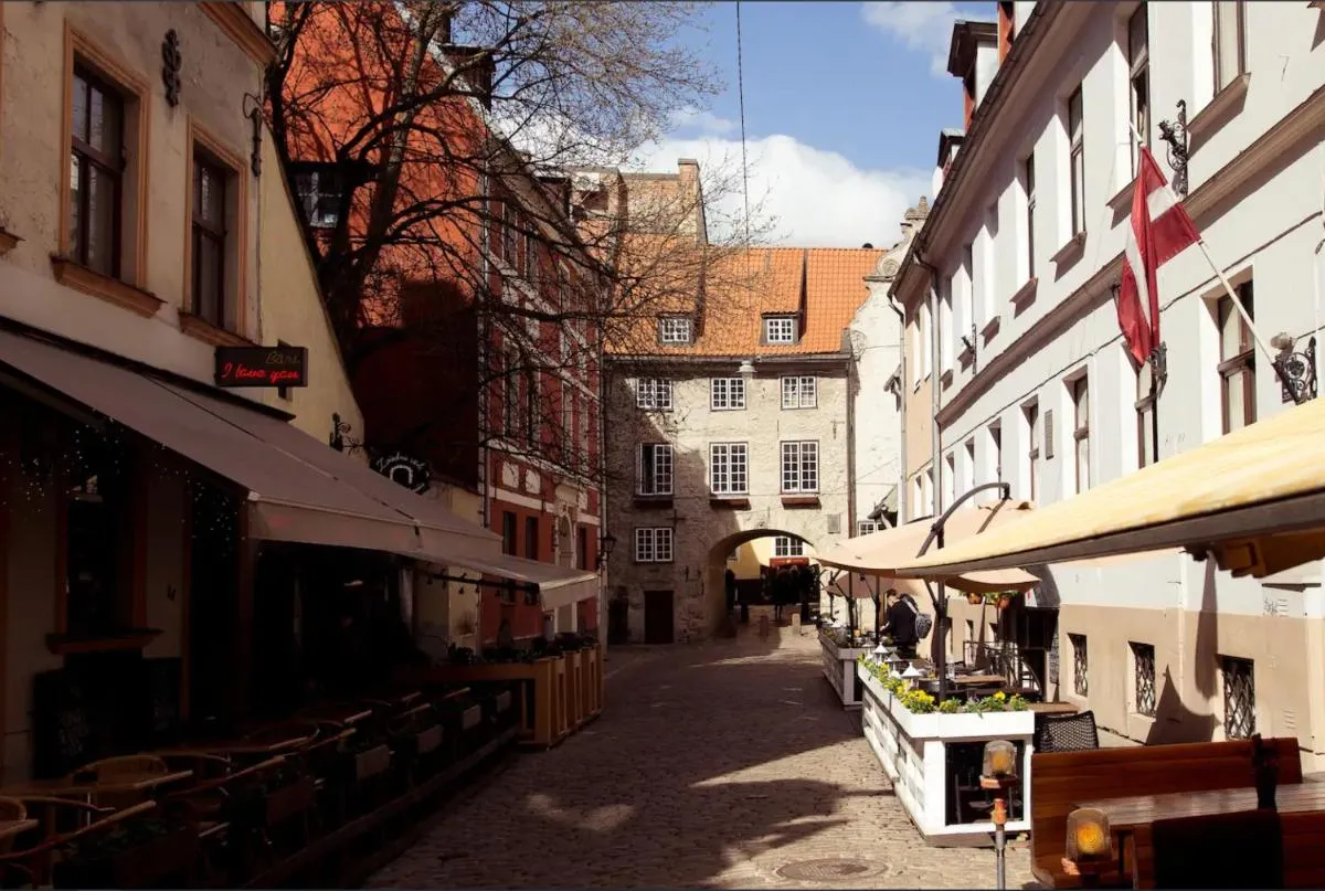 Image 5 of Sunny mansard in the heart of Old Town