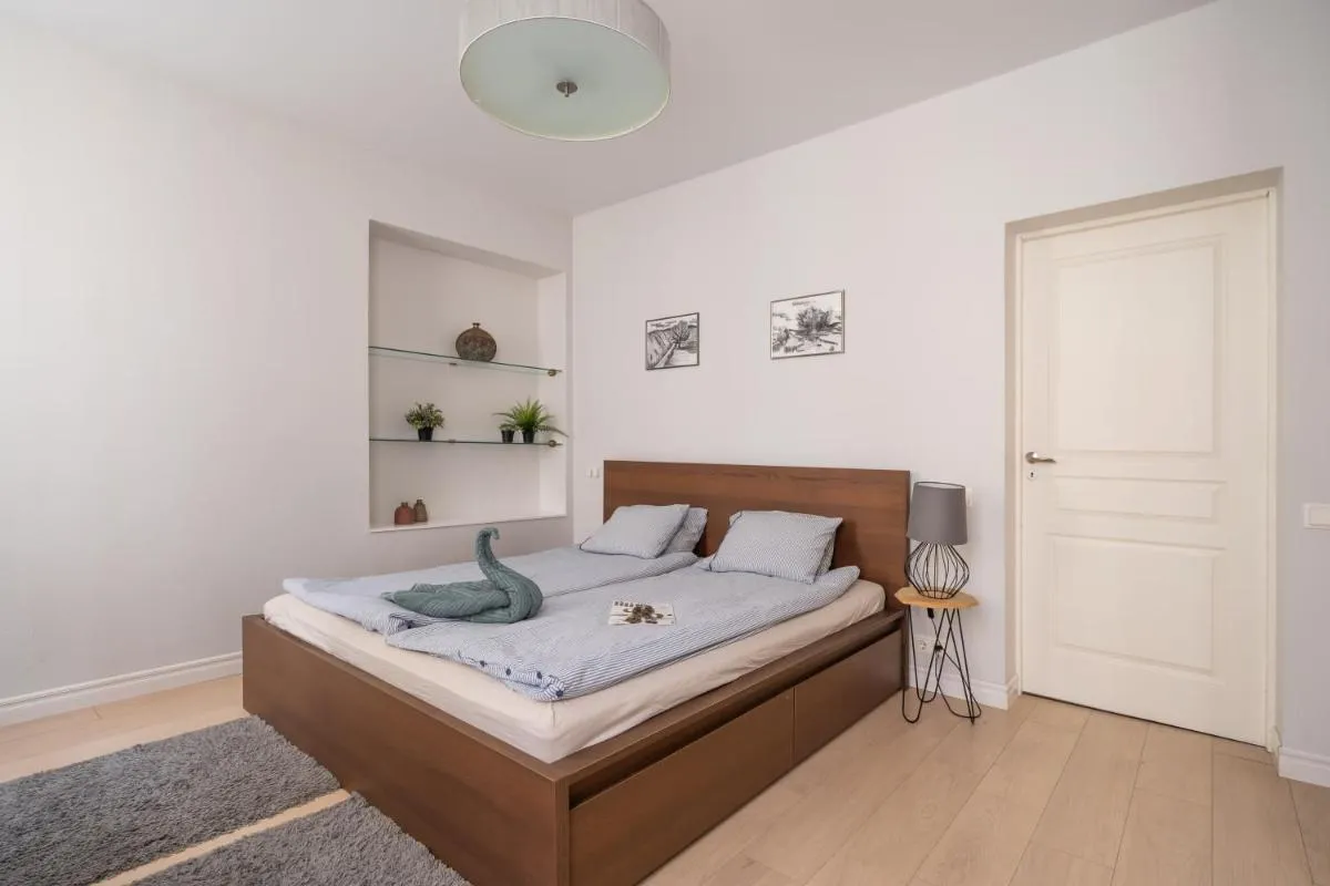 Image 6 of The Grand Royale 82m2 – Old Town & 3 Bedrooms Families & Groups