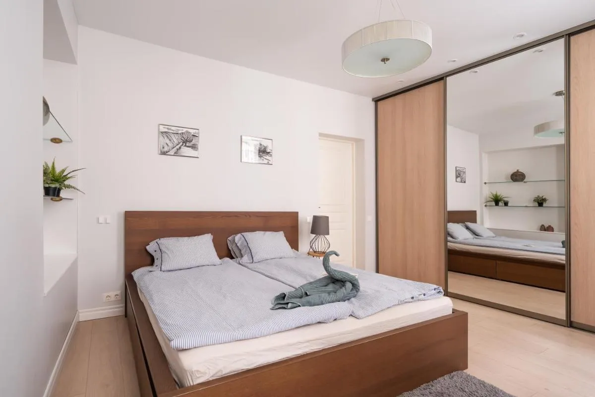 Image 1 of The Grand Royale 82m2 – Old Town & 3 Bedrooms Families & Groups