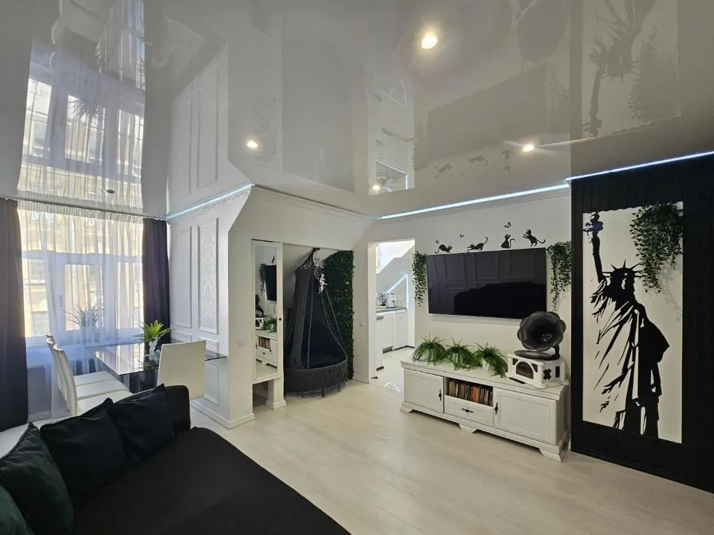 Image of The Oasis – Retro Modern Vogue
