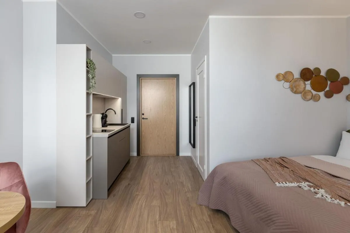 Image 5 of Well-Located Old Town Studio